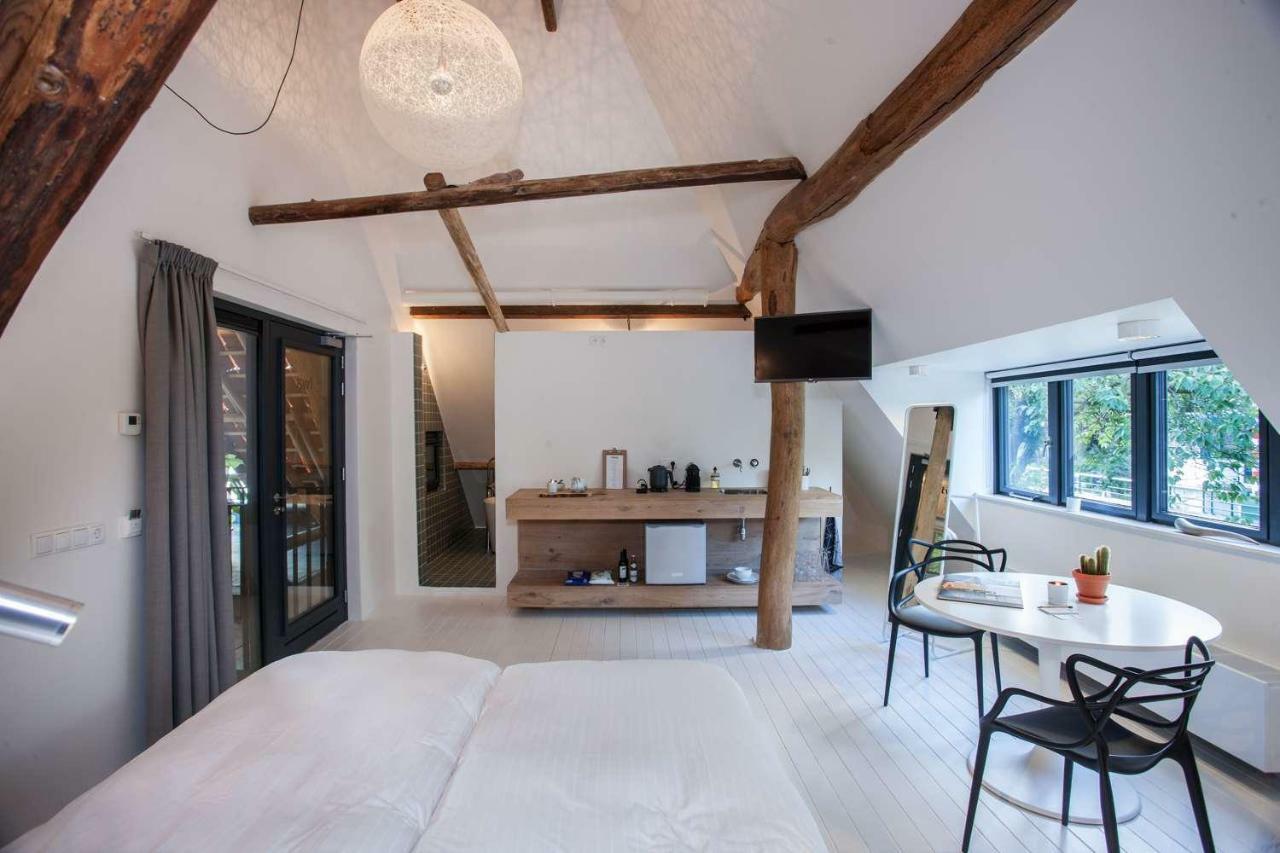 Uitgerust Voor Zaken Bed & Breakfast Heerenveen